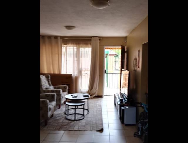 2 BEDROOM COMPLEX FOR SALE IN AMANDASIG